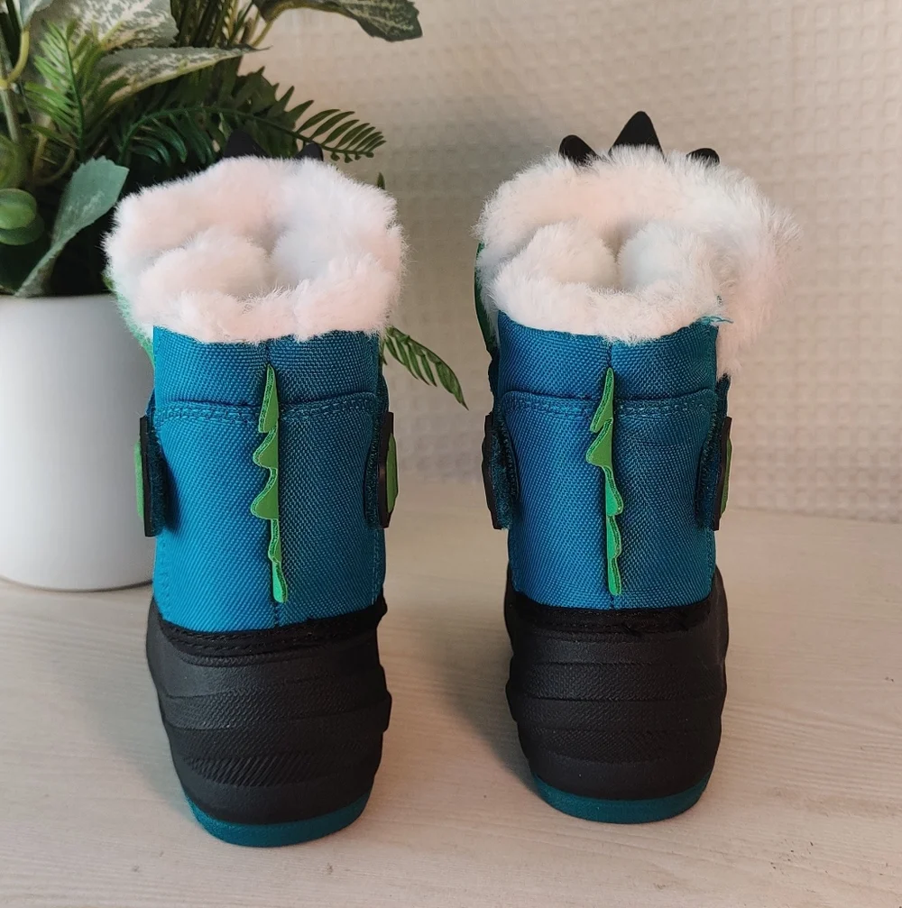 Cat & Jack Thermolite Ecomade Teal, Blue & Black Dinosaur Snow Boots Size 5
